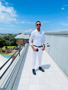 Eddy Neo yashyize ahagaragara indirimbo ayitura abakundana