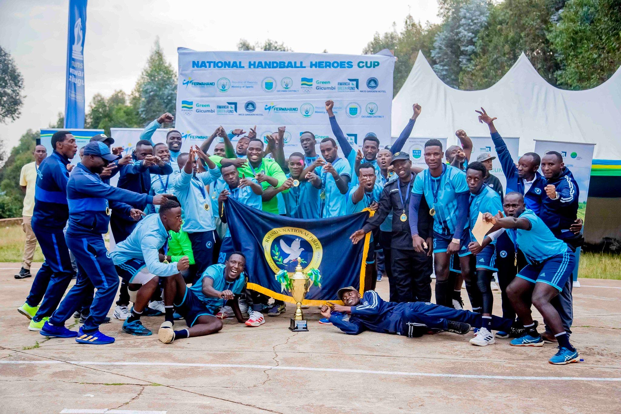 Handball: Police HC na Kiziguro SS zegukanye Igikombe cy’Intwari cya 2025