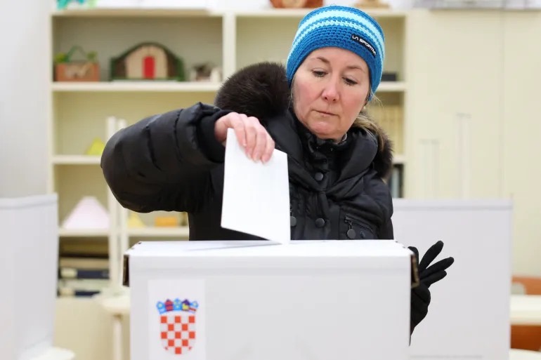 Croatia: Amatora ya Perezida ashobora gusiga uwari uriho yongejwe manda