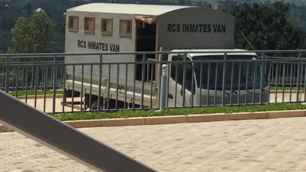 Uwimana uregwa guhirika ubutegetsi bw’u Rwanda yasabye kugirwa umwere