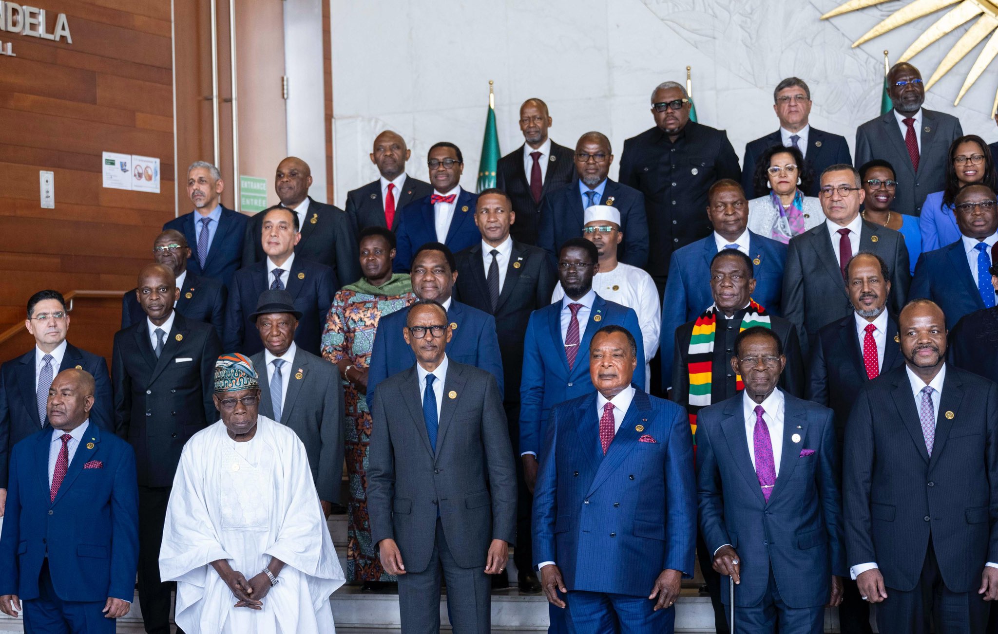 Perezida Kagame yifatanyije na bagenzi be mu nama ya 38 ya AU