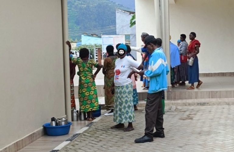 Gakenke: Muyongwe bagowe n’ingendo bakora bajya gushaka serivise z’ubuvuzi bw’amamenyo