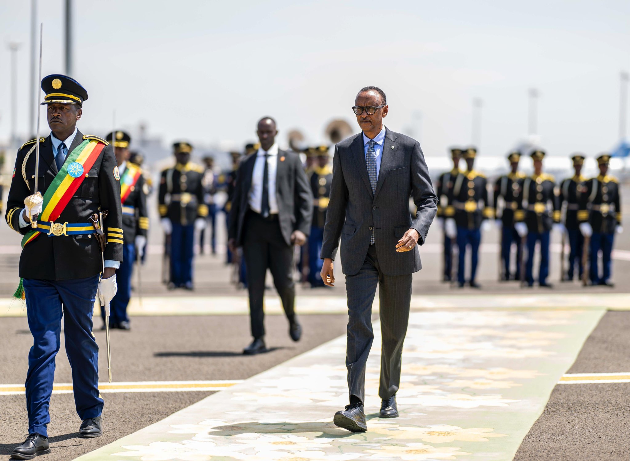 Perezida Kagame yitabiriye inama ya AU yibanda ku butabera bw’Abanyafurika