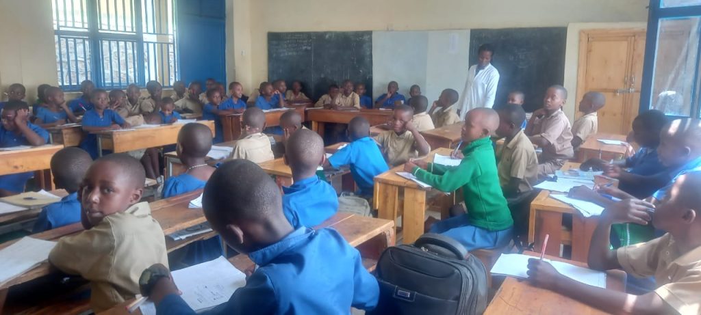Muhanga: Ubucucike mu mashuri bubangamiye imyigire y’abanyeshuri