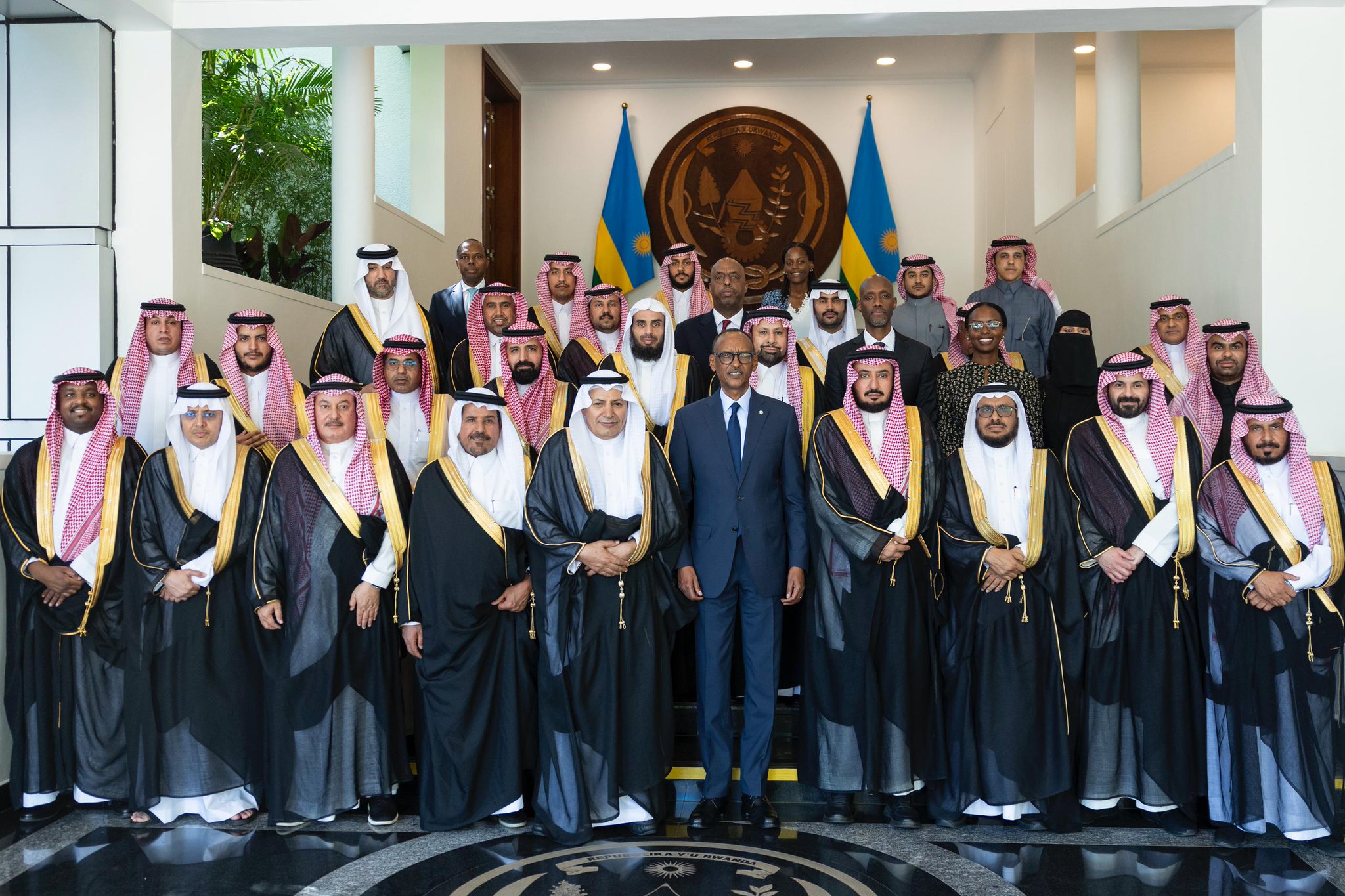 Perezida Kagame yakiriye Abashoramari bo muri Arabie Saoudite barambagiza u Rwanda