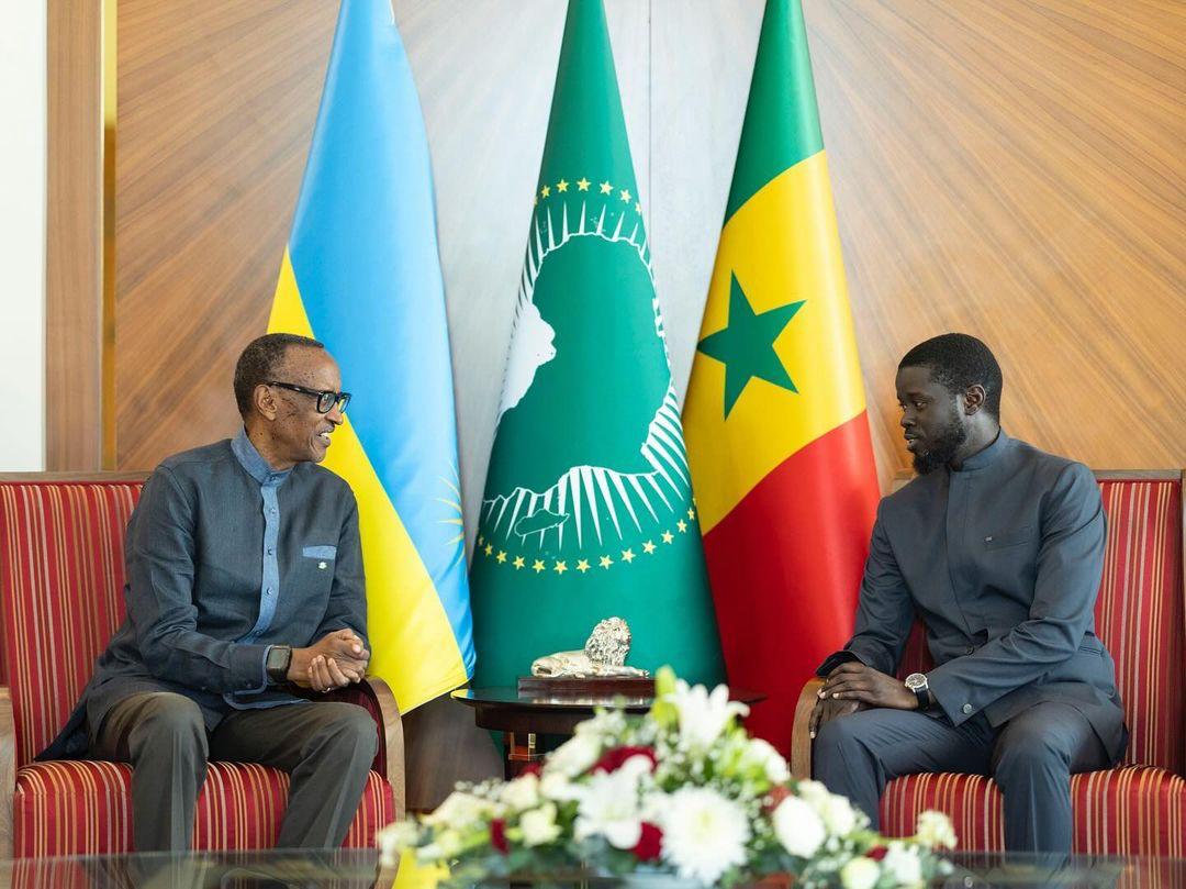 Perezida Kagame yaganiriye na Perezida wa Sénégal Faye ku mutekano wo mu Karere