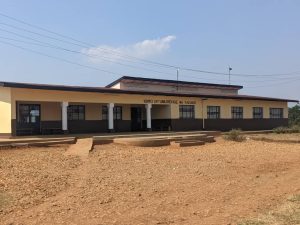 Nyamasheke: Umukobwa w’imyaka 18 yabyaye umwana amuta mu bwiherero