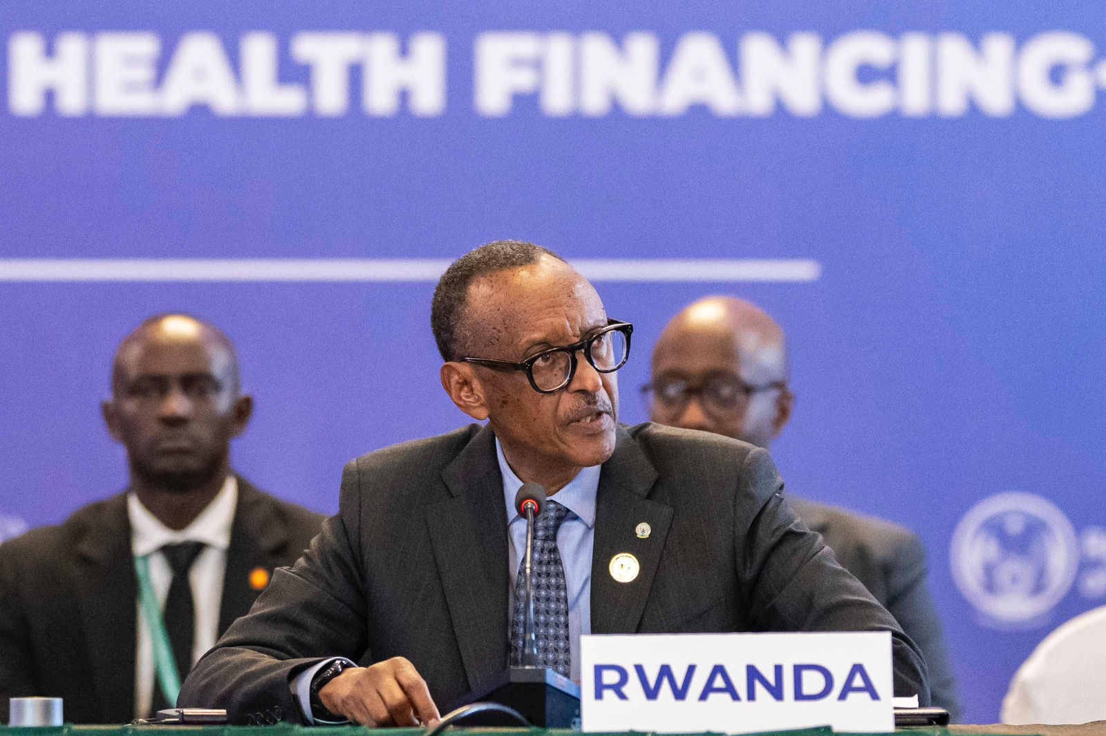 Perezida Kagame yeretse Afurika uko yahangana n’ibibazo by’urwego rw’ubuzima