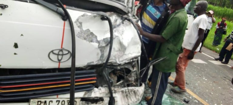 Nyamasheke: Impanuka y’imodoka yakomerekeje 6