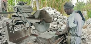 Musanze: Agahinda k’abatakigoheka kubera inganda ziconga amakoro zibajagaraza