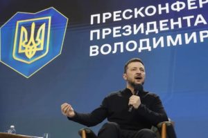 Ukraine: Inteko Ishinga Amategeko yemeje ko Zelensky aguma ku butegetsi