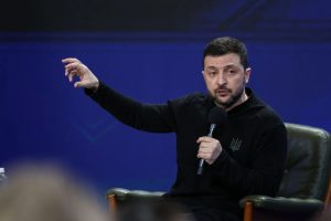 Ukraine: Perezida Zelensky yiteguye kuva ku butegetsi