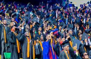 Umubare w’abanyeshuri b’abanyamahanga biga mu Rwanda wikubye 6