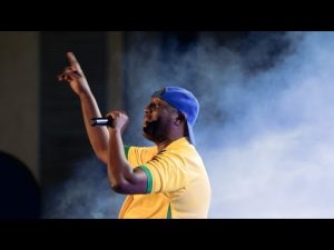 Tour du Rwanda: Abanyarusizi banyuzwe n’igitaramo cya Senderi na Mico