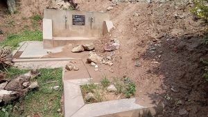 Rutsiro: Bakora urugendo rw’isaha bashaka amazi meza