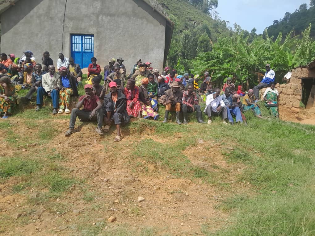 Karongi: Yicishije umugabo we umupanga abwira Mudugudu ati, ‘Ndamurangije’