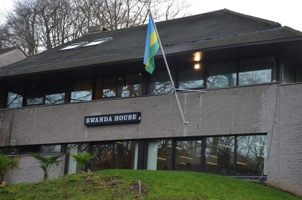 Ambasade mu Bubiligi yahagaze ariko Ababiligi bemerewe gusura u Rwanda  