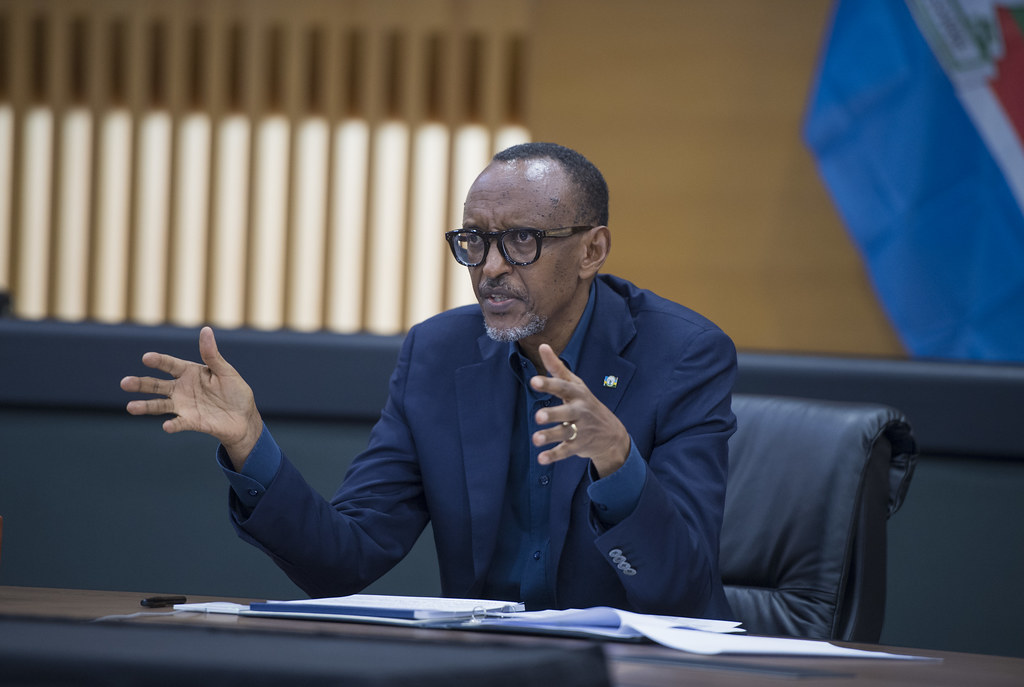 Perezida Kagame yavuze uko yatengushywe na EAC ku guca caguwa