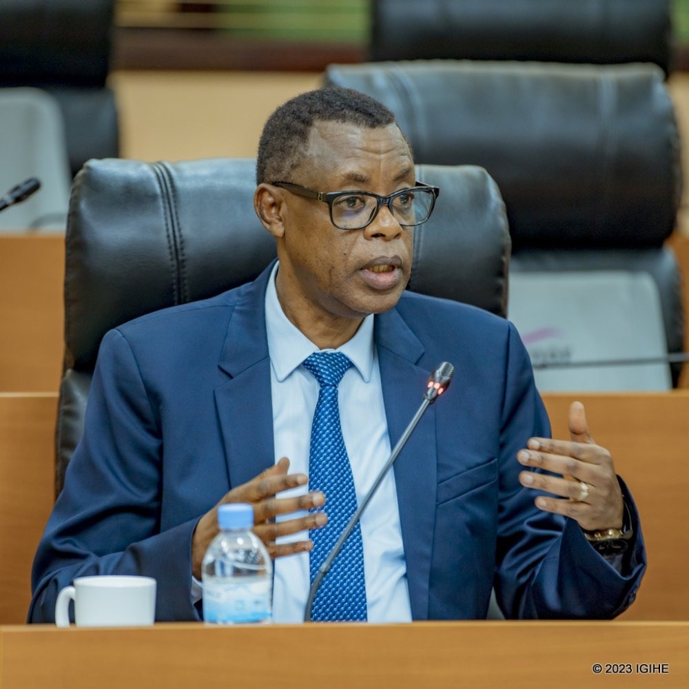Gen (Rtd) Kabarebe yasobanuye uko intambara y’amoko muri RDC yototeye u Rwanda