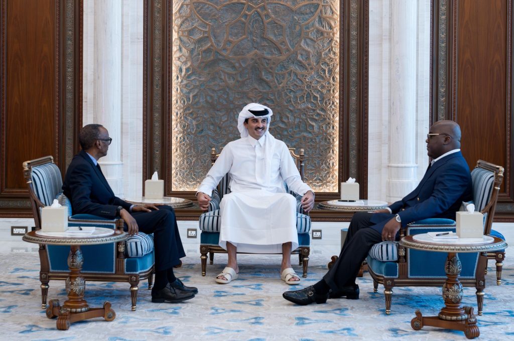 Tshisekedi yageze mu ijuru? Guhura na Perezida Kagame byakuruye impaka