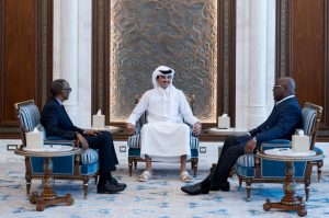 Tshisekedi yageze mu ijuru? Guhura na Perezida Kagame byakuruye impaka