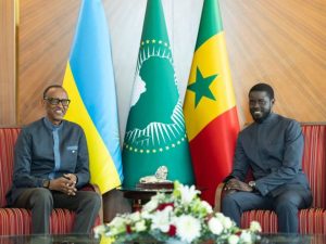 Perezida Kagame yagiranye ikiganiro na Perezida Bassirou wa Sénégal