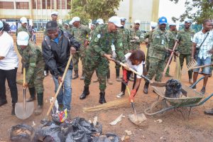 Santarafurika: Ingabo z’u Rwanda zifatanyije n’abaturage mu muganda&nbsp;