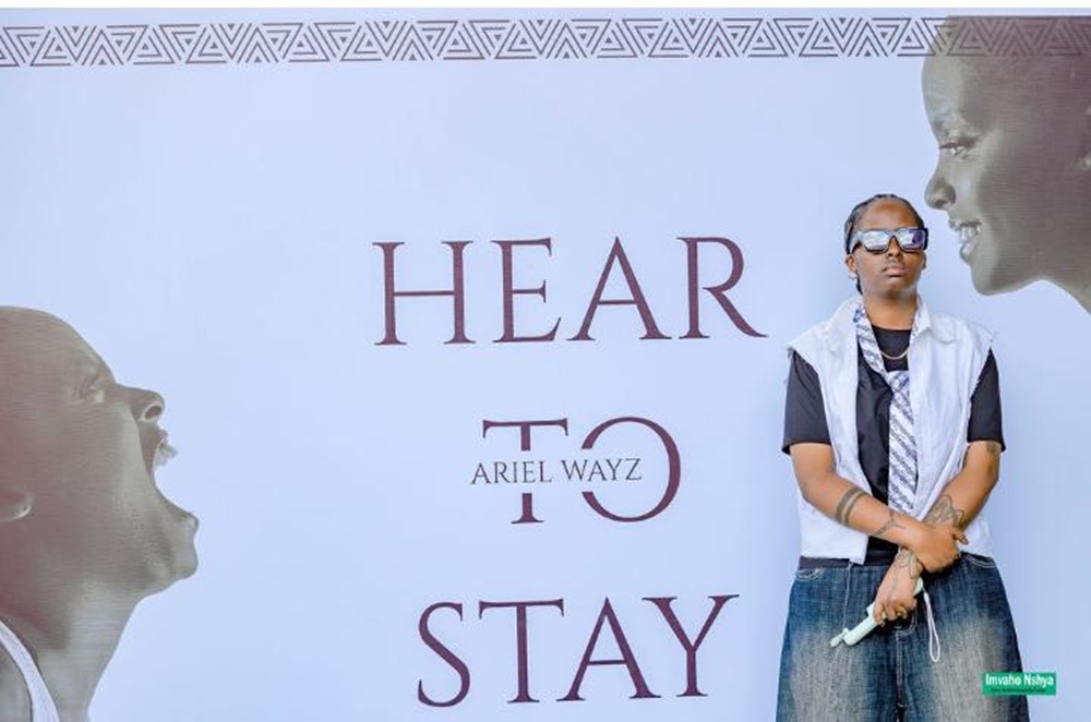 Ariel Wayz yashyize hanze Album ye asobanura ifoto igaragaraho