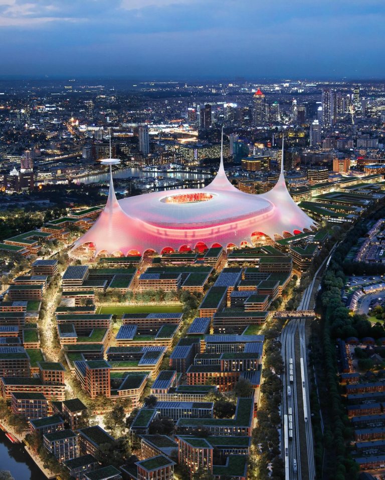 Manchester United igiye kubaka Stade Nshya y’ibihumbi 100
