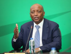 Dr Patrice Motsepe yongeye gutorerwa kuyobora CAF