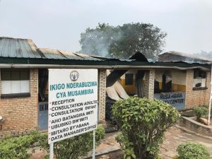 Kamonyi: Ikigo nderabuzima cya Musambira cyafashwe n’inkongi hakekwa amashanyarazi