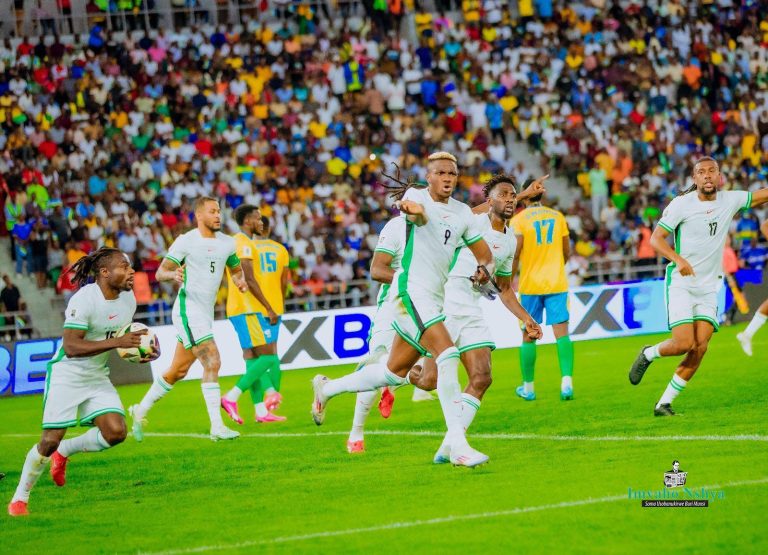 Nigeria yatsinze Amavubi imbere ya Perezida Kagame (Amafoto)