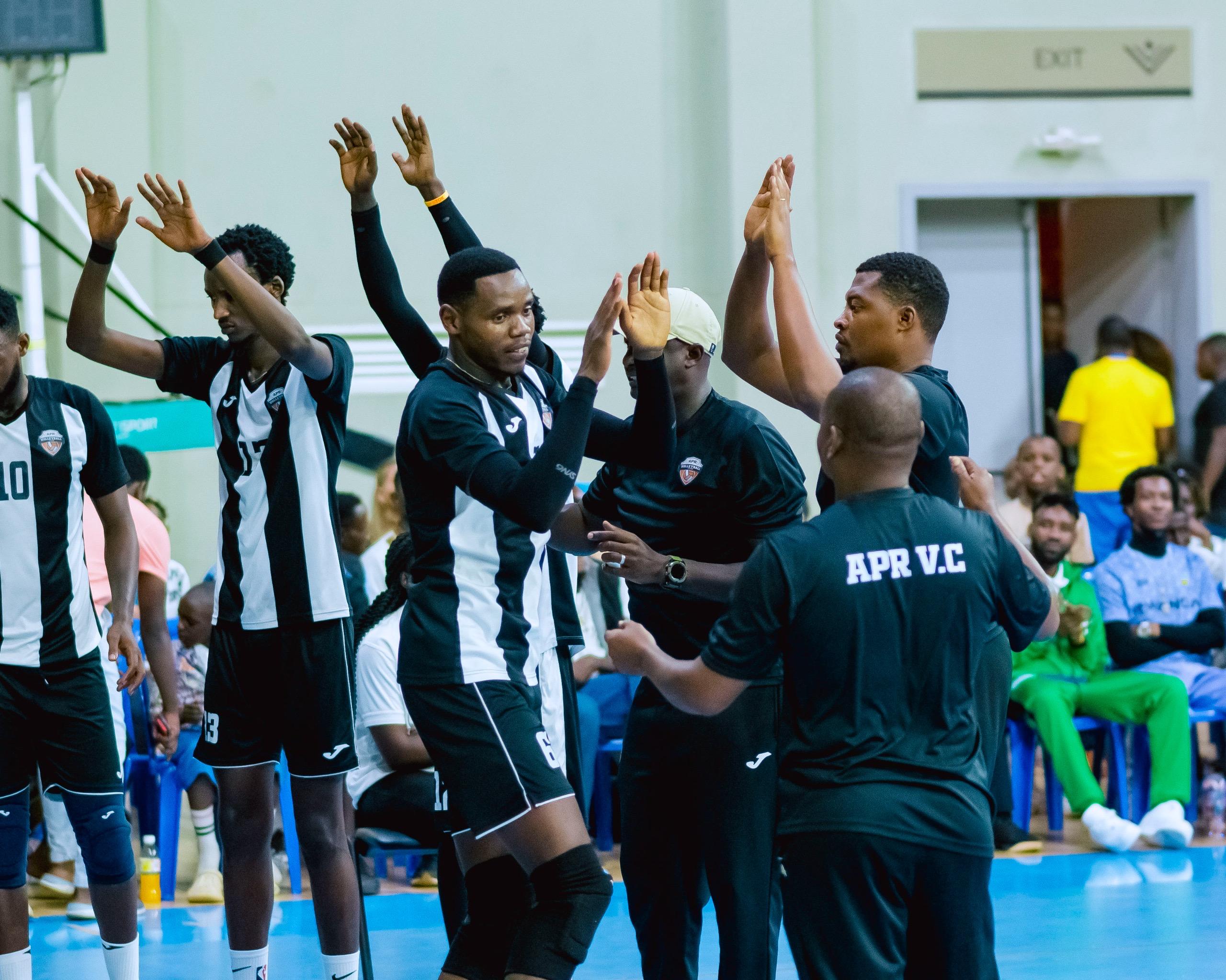 Volleyball: Amakipe ya APR yabimburiye andi kugera ku mukino wa nyuma wa Playoffs