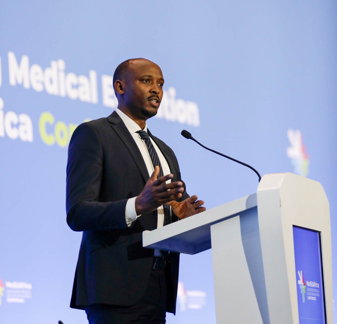 Minisitiri Dr Nsanzimana yagaragaje ingamba zafasha guteza imbere imyigire y’ubuvuzi