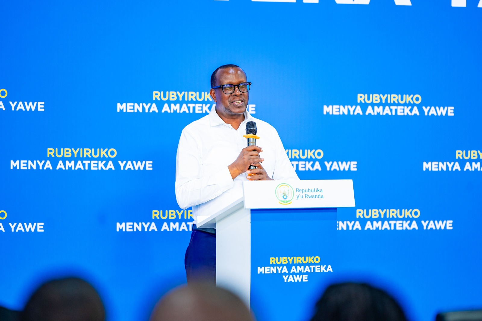 Minisitiri Dr Bizimana yanyomoje ibyo kwitaba Inteko Ishinga Amategeko y’u Bubiligi