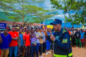 Abakoresha umuhanda bakomeje gukangurirwa kwirinda ibiteza impanuka