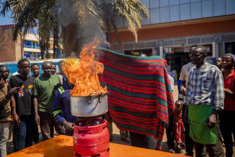 Sobanukirwa Imikorere y’Ishami rya Polisi y’u Rwanda rishinzwe kuzimya inkongi n’ubutabazi