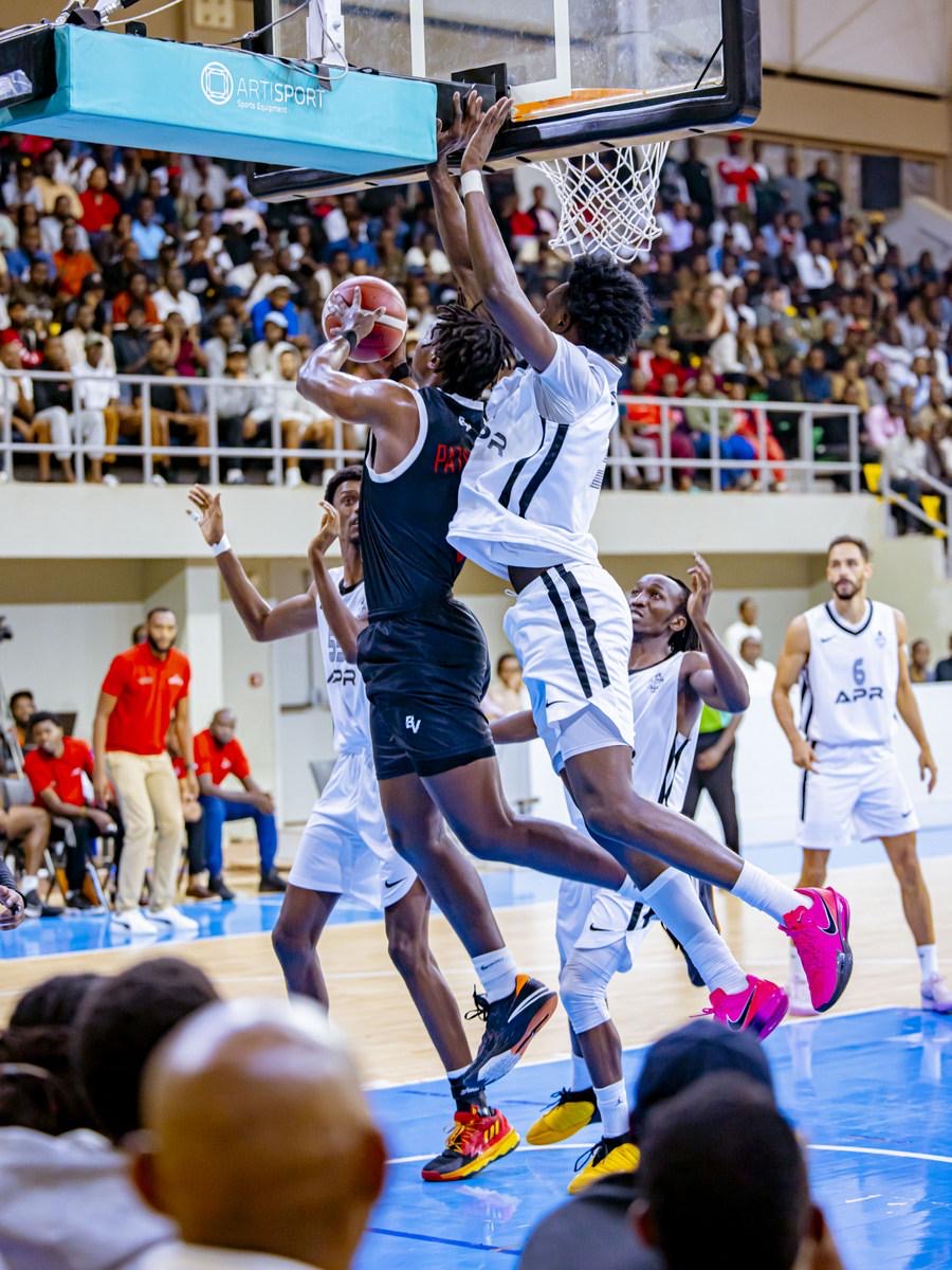 Basketball: APR yatsinze Patriots ishimangira gusoza igice cya 1 iyoboye (Amafoto) 