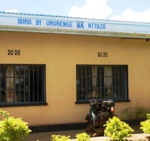 Nyanza: Yishe umugore we amutemaguye na we yicwa n’ibikomere 