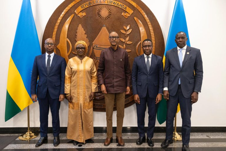 Perezida Kagame yakiriye ubutumwa bwa Bassirou Diomaye Faye