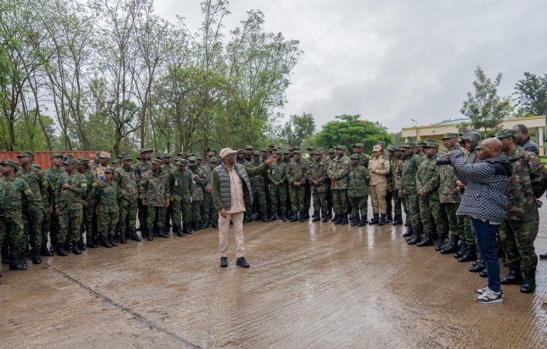 Abasirikare bakuru n’abanyeshuri muri RDF batangiye kwigira ku mateka y’urugamba rwo kubohora igihugu