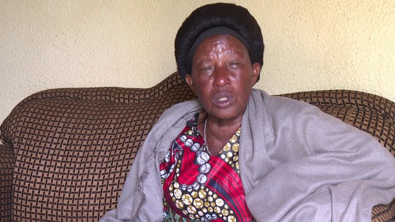 Gatsibo: Uko Mukakalisa w’imyaka 70 yakijijwe no kumenya koga