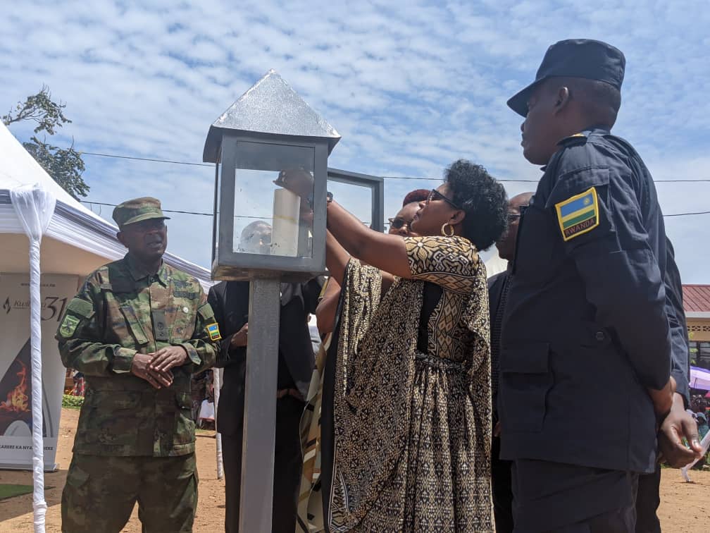 Kwibuka 31: Inkotanyi zirahari ntitugipfuye- Senateri Nyinawamwiza
