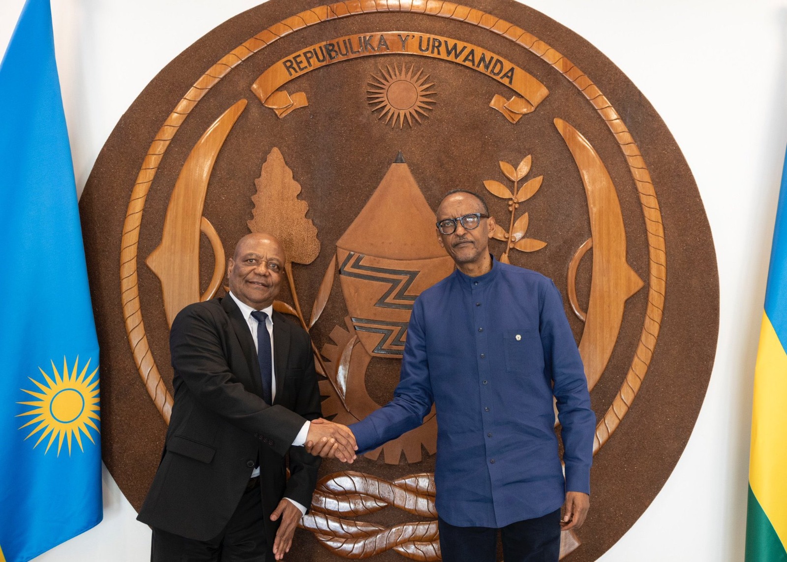Perezida Kagame yasezeye kuri Amb. wa Tanzania urimo gusoza imirimo ye