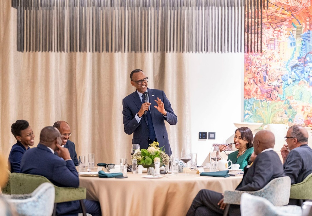 Perezida Kagame yasangiye n’Abaminisitiri b’Ubuzima bo muri Afurika
