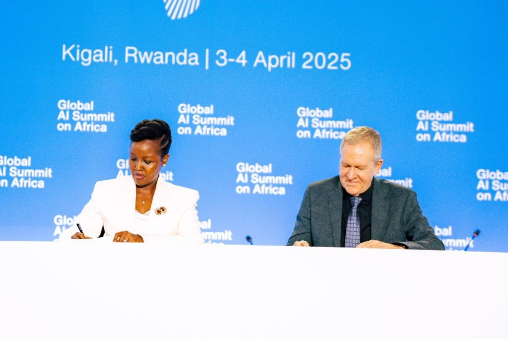 U Rwanda rwasinyanye amasezerana na Gates Foundation yo guteza imbere AI ya miliyari 9 Frw