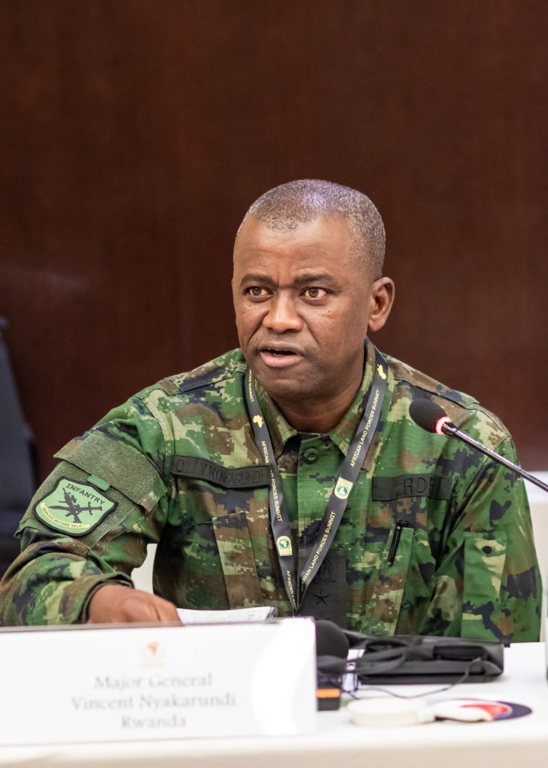 Maj Gen Nyakarundi yitabiriye inama ya gisirikare muri Ghana