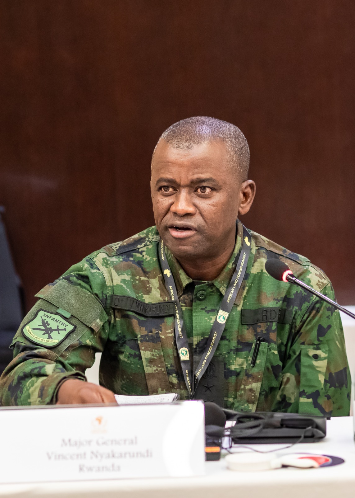 Maj Gen Nyakarundi yitabiriye inama ya gisirikare muri Ghana