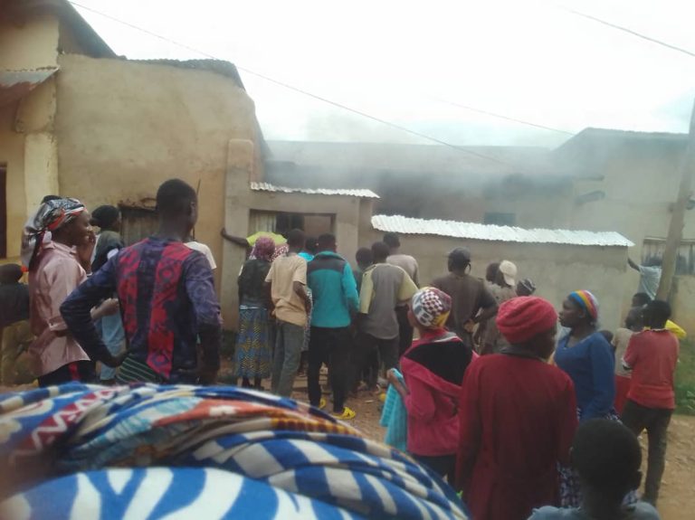  Nyamasheke: Radiyo yari icometse yaturitse inzu ihiramo ibirimo 84 000Frw