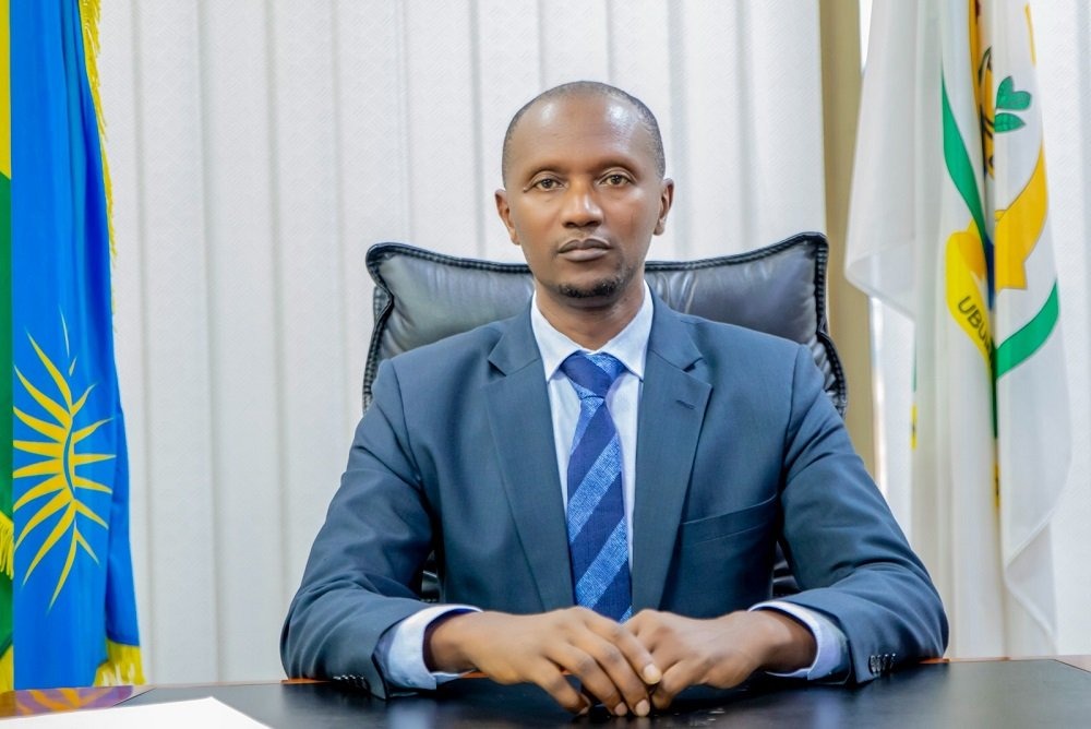 Meya wa Nyanza wari wegujwe yahise atabwa muri yombi